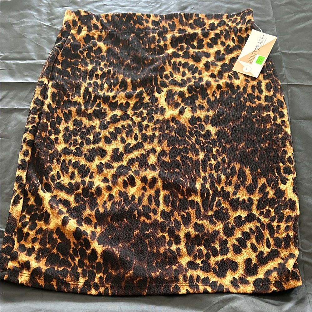 Honey and Lace Leopard Print Pencil Skirt